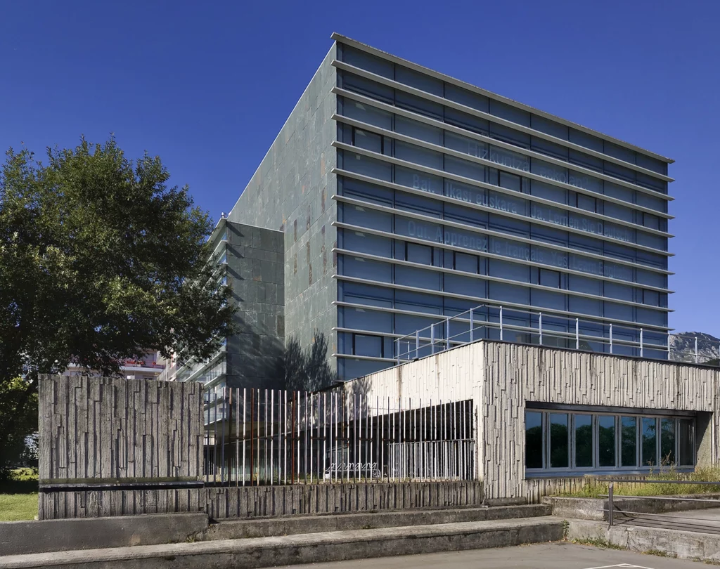 Edificio moderno